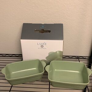 BNWOT Side Bake and Loaf Pan by Luxe Kitchen